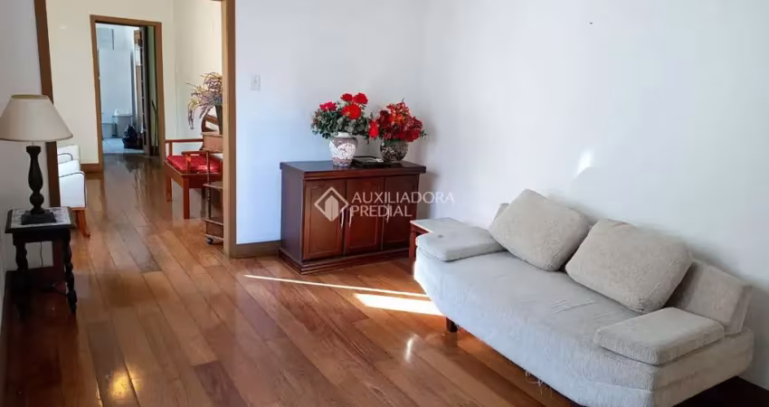 Apartamento com 3 quartos à venda na Rua Ramiro Barcelos, 1892, Floresta, Porto Alegre