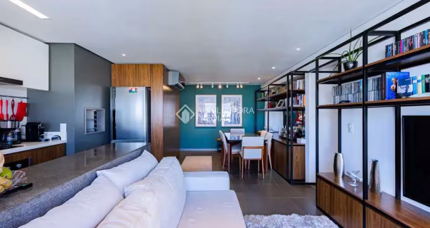 Apartamento com 2 quartos à venda na Rua Doutor Veridiano Farias, 111, Petrópolis, Porto Alegre