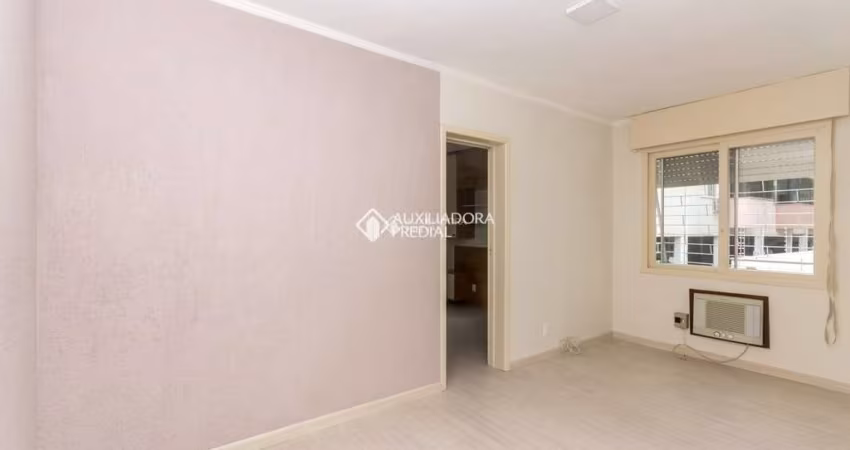 Apartamento com 1 quarto à venda na Rua Sapê, 105, Passo da Areia, Porto Alegre