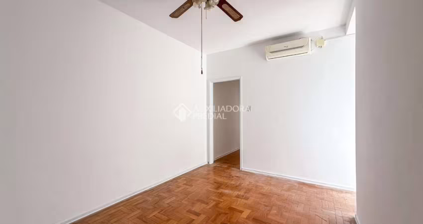 Apartamento com 2 quartos à venda na Rua Felipe Camarão, 200, Rio Branco, Porto Alegre