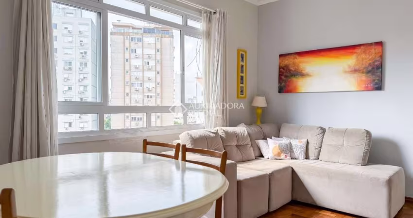 Apartamento com 2 quartos à venda na Rua Coronel Fernando Machado, 995, Centro Histórico, Porto Alegre