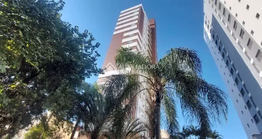 Apartamento com 3 quartos à venda na Rua Santos Neto, 155, Petrópolis, Porto Alegre