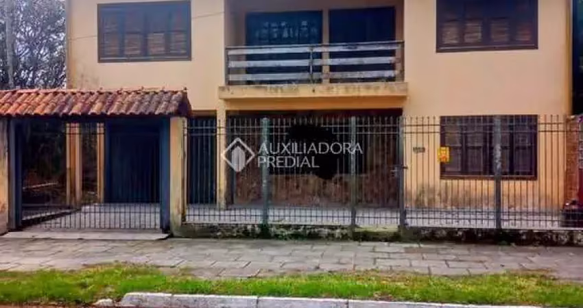 Casa com 4 quartos à venda na Rua Minas Gerais, 626, Niterói, Canoas