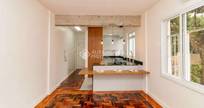 Apartamento com 2 quartos à venda na Rua Coronel Fernando Machado, 995, Centro Histórico, Porto Alegre