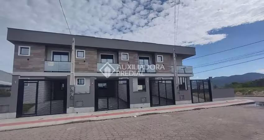 Casa com 2 quartos à venda na Avenida Nova Aurora, 1787, Praia do Sonho, Palhoça