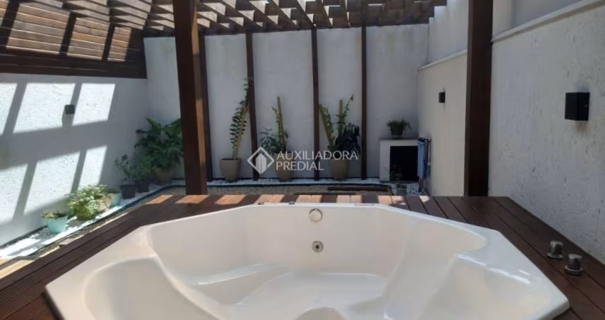 Casa com 3 quartos à venda na Tarumã, 1, Enseada de Brito, Palhoça