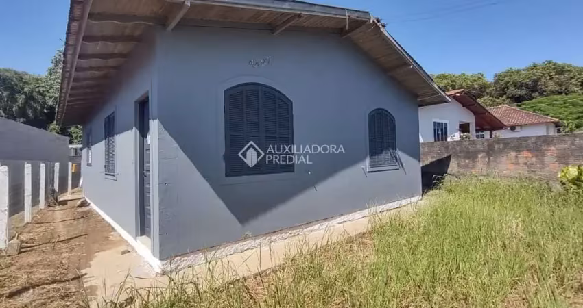 Casa com 3 quartos à venda na Avenida São Cristóvão, 1014, Aririu, Palhoça
