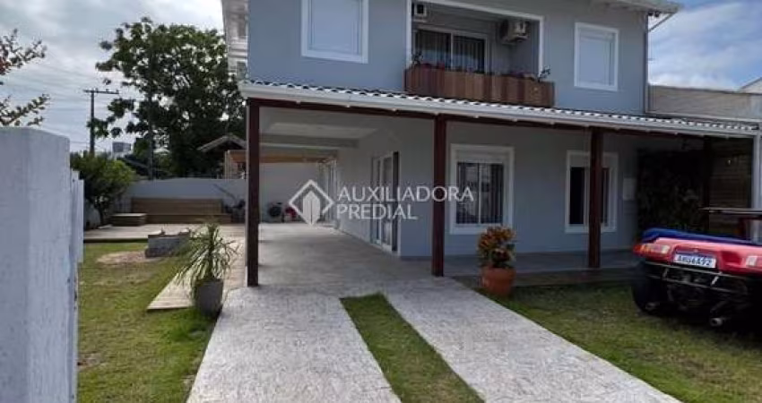 Casa com 4 quartos à venda na da Amizade, 17, Pinheira, Palhoça