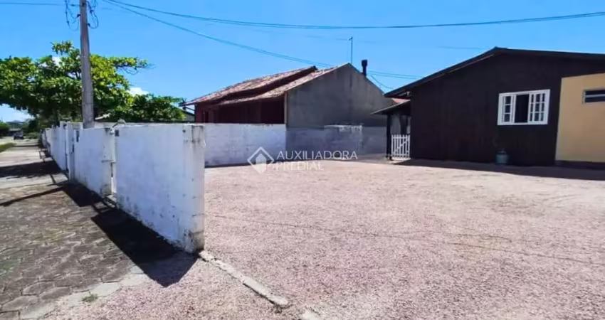 Casa com 4 quartos à venda na Iolanda Maria Dos Santos Silva, 223, Pinheira, Palhoça