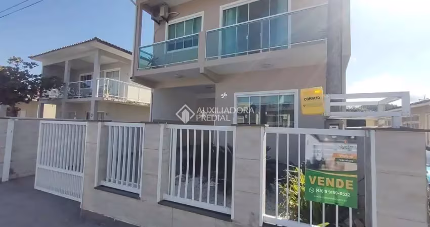 Casa com 3 quartos à venda na Rua do Capim, 37, Praia do Sonho, Palhoça