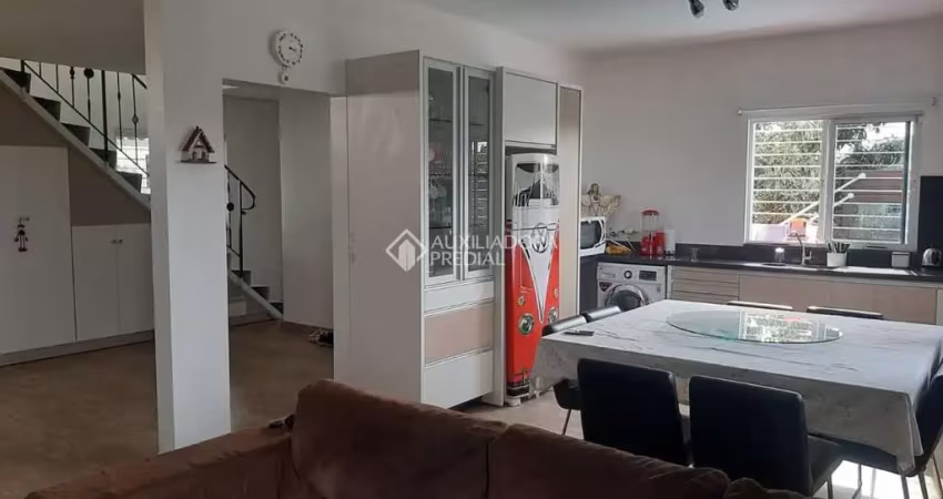 Casa com 2 quartos à venda na Servidão Orlando Matias Nau, 21, Boa Vista, Biguaçu