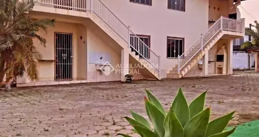 Prédio à venda na Servidão Canto das Amendoeiras, 51, Pinheira, Palhoça