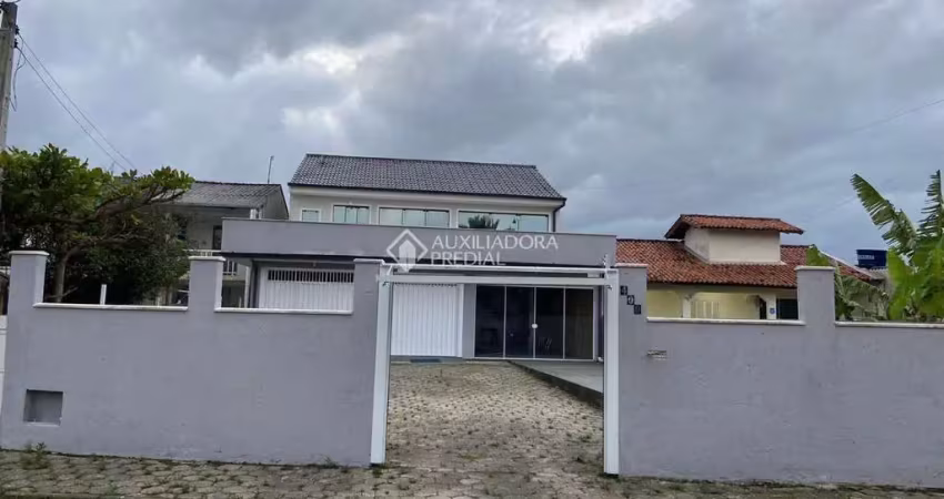 Casa com 4 quartos à venda na Silveira Nunes, 400, Pinheira, Palhoça