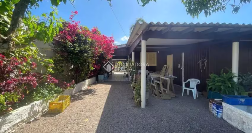 Casa com 6 quartos à venda na Rodovia Evádio Paulo Broering, 227, Enseada de Brito, Palhoça