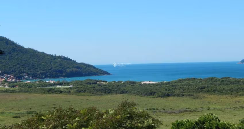 Fazenda à venda na Estrada Rozália Paulina Ferreira, 1398, Pântano do Sul, Florianópolis