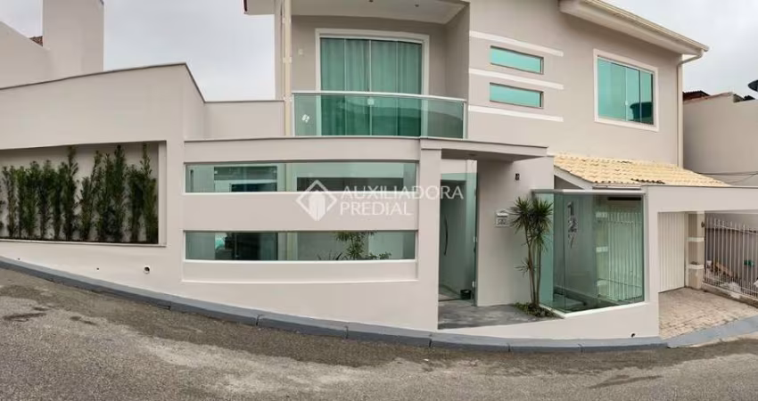 Casa com 4 quartos à venda na Rua Orlando Linhares, 127, Jardim Atlântico, Florianópolis