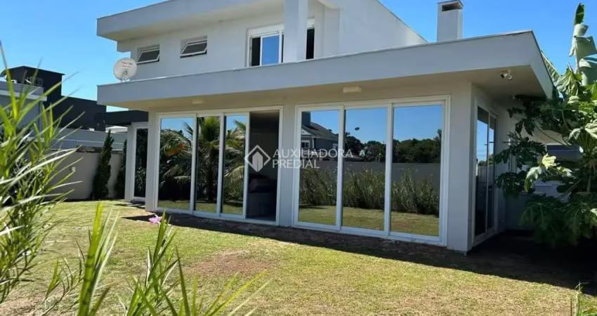 Casa em condomínio fechado com 4 quartos à venda na Rodovia Aparício Ramos Cordeiro, 180, Campeche, Florianópolis