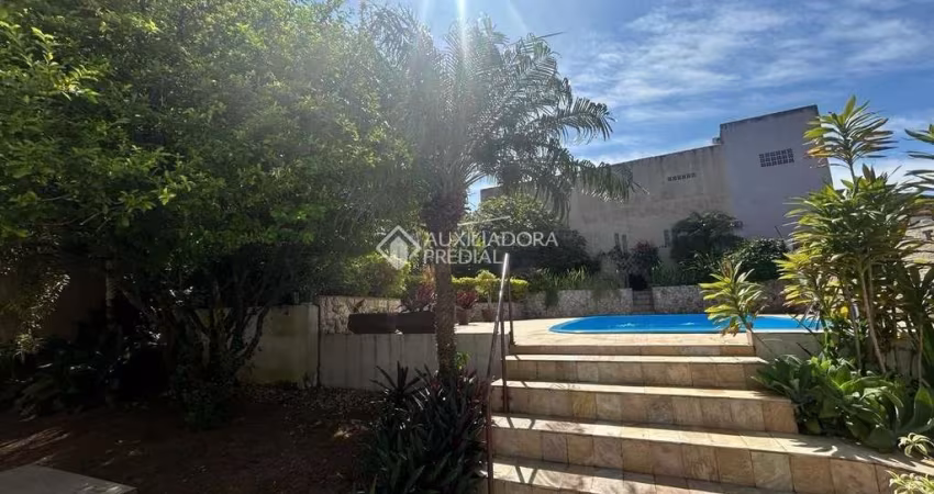 Casa comercial à venda na Rua Waldemar Ouriques, 310, Capoeiras, Florianópolis