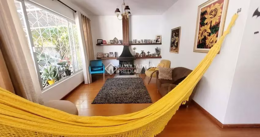 Casa com 5 quartos à venda na Rua Andrelino Natividade da Costa, 81, Estreito, Florianópolis