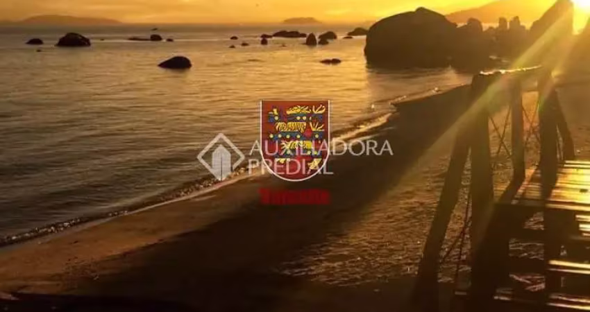 Apartamento com 3 quartos à venda na Rua Paula Ramos, 850, Coqueiros, Florianópolis