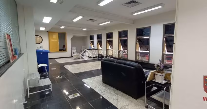 Casa comercial à venda na Rua Doutor Armando Valério de Assis, 40, Beira Mar, Florianópolis