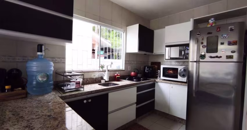 Casa com 2 quartos à venda na Ilha do Pico, 62, São Sebastião, Palhoça