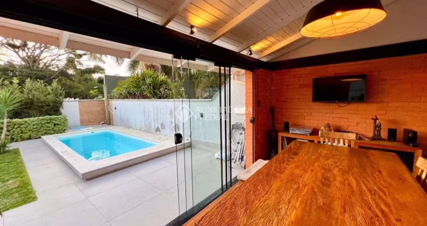 Casa com 3 quartos à venda na Avenida dos Jerivás, 563, Cachoeira do Bom Jesus, Florianópolis