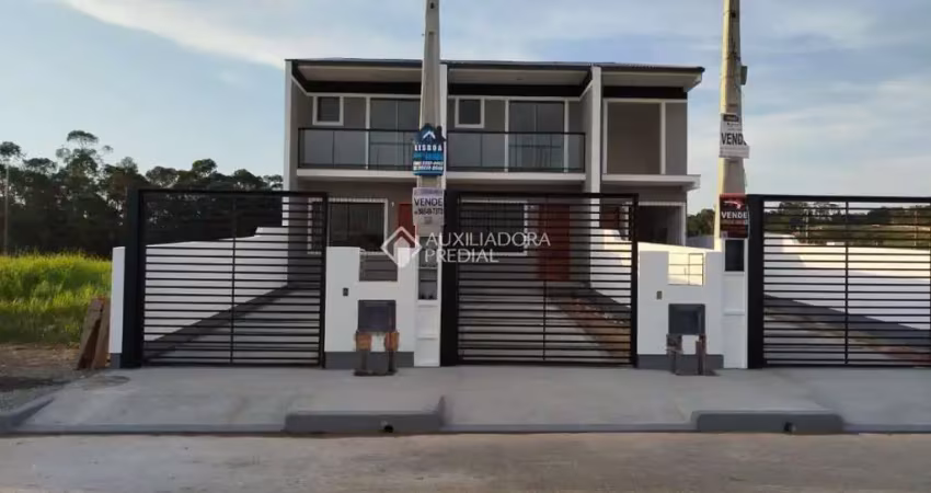 Casa com 3 quartos à venda na João Harold Bertelli, 1, Sertão do Maruim, São José