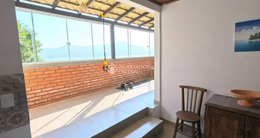 Casa com 2 quartos à venda na Pedro Miguel Nunes, 395, Lagoa da Conceição, Florianópolis