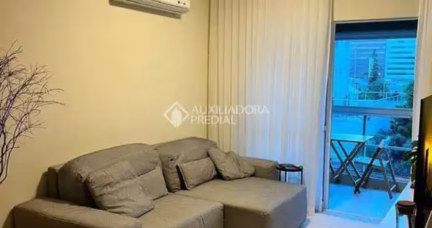 Apartamento com 3 quartos à venda na Rua Santos Saraiva, 238, Capoeiras, Florianópolis