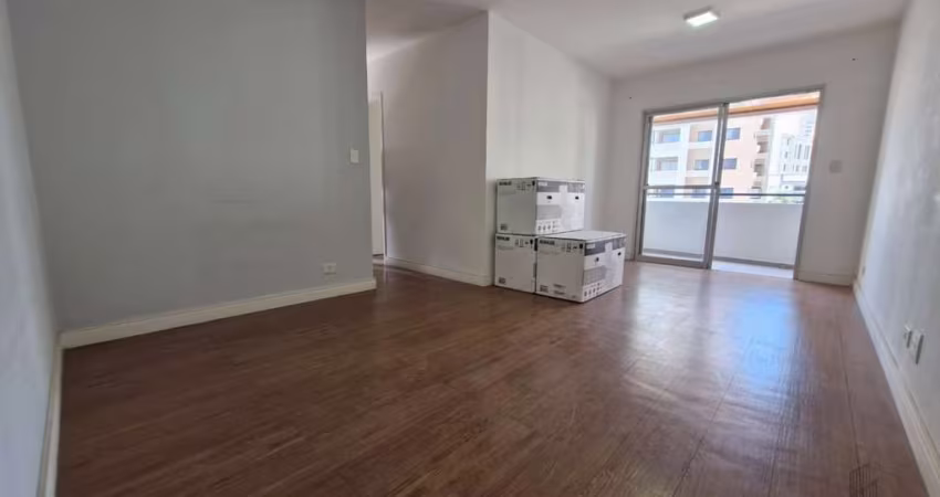 Apartamento à Venda na Vila Gumercindo: 3 Quartos, 1 Suíte, 2 Banheiros, 2 Vagas de Garagem - Imperdível!