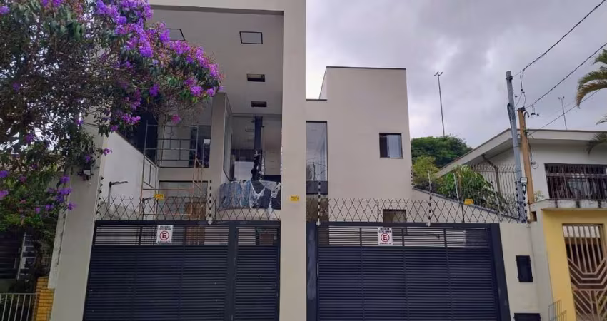 Prédio com 8 salas para alugar na Rua Gonçalo Pedrosa, Vila Monumento, São Paulo