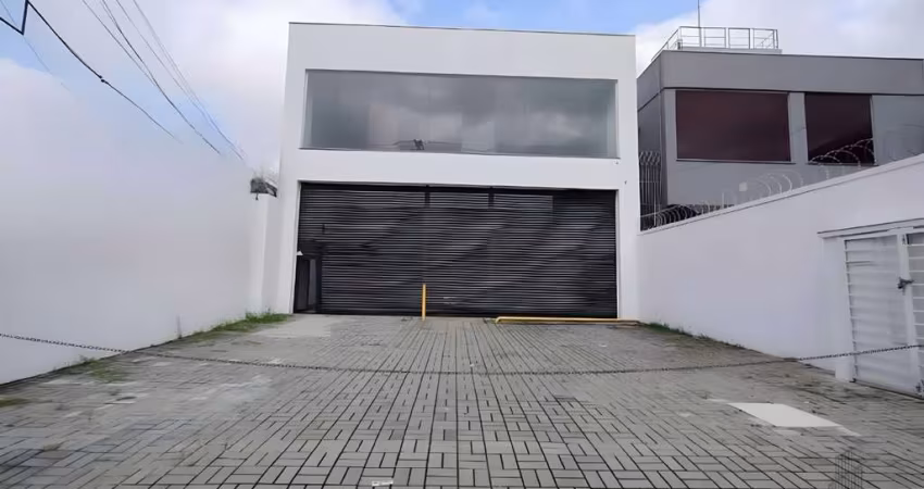 Galpão Comercial de 700m² na Saúde, São Paulo: Estrutura Moderna e Funcional! Agende sua Visita Agora!