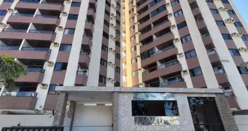 Linda cobertura Duplex, em apartamento com vista definitiva para o mar, em prédio de alto padrão.