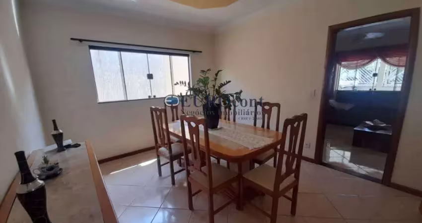 Casa com 3 quartos à venda na Vila Omar, Americana 
