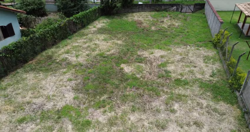 Terreno à venda na Praça Bras Reale, 16, Zona Rural, São Bento do Sapucaí
