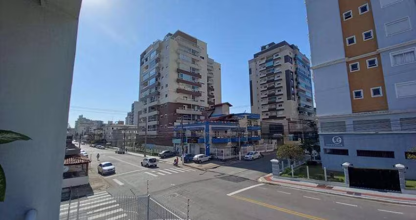 Apartamento para Venda Apartamento com 2 dormitóriios, sacada e garagem no Bairro Nossa Senhora do Rosario. SÃO JOSÉ