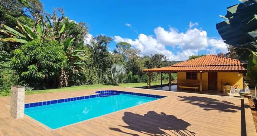 Maravilhoso sítio em Itatiaiuçu – Minas Gerais