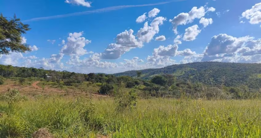 Vendo fazendinha Condomínio Serra Morena Jaboticatubas - MG