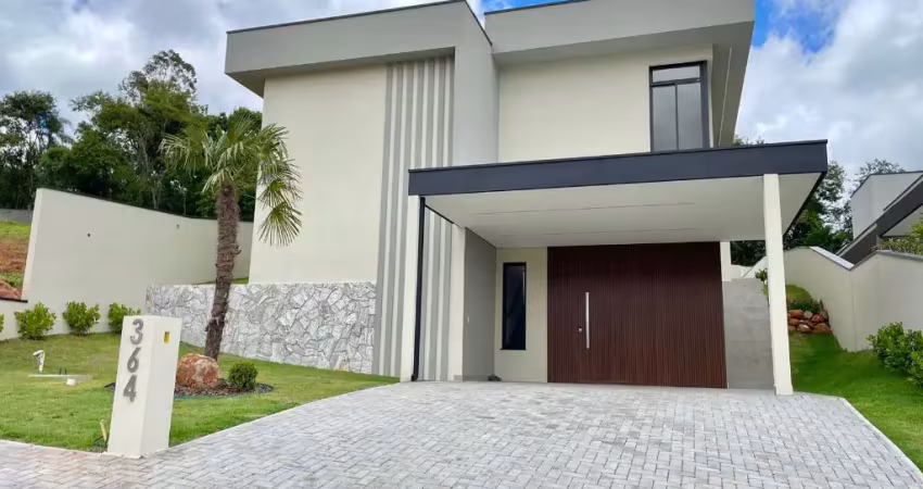 Casa à venda no Condomínio Quintas da Boa Vista em Atibaia. Com 3 quartos.