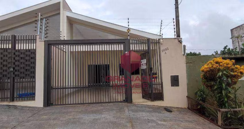 Casa com 3 dormitórios para alugar, 100 m² por R$ 2.900,00/mês - Jardim Rebouças - Maringá/PR