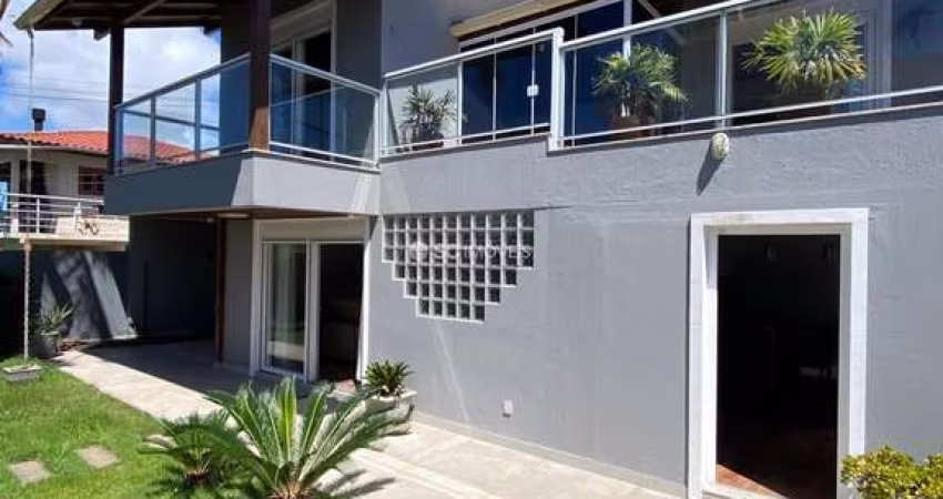 Casa com 3 quartos à venda no Santinho, Florianópolis 