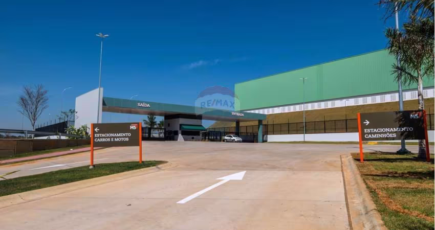 Galpão para alugar em Sorocaba, com 2800m², no KM 84 da Rodovia Castello Branco