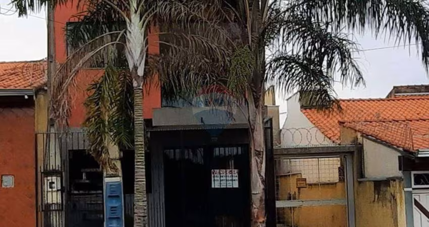 Casa com Salão Comercial à Venda no Jardim Napoli