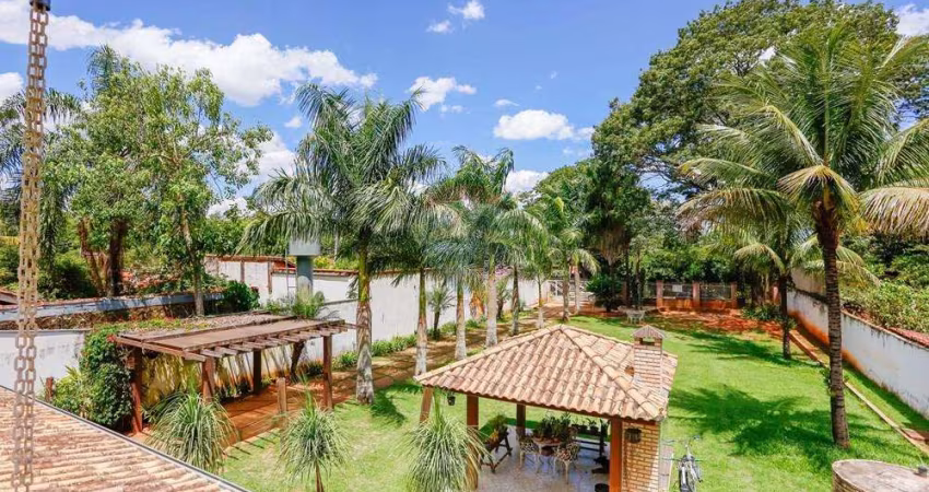 Casa com 343mts2 em terreno de 1000mts2, no interior de São Paulo