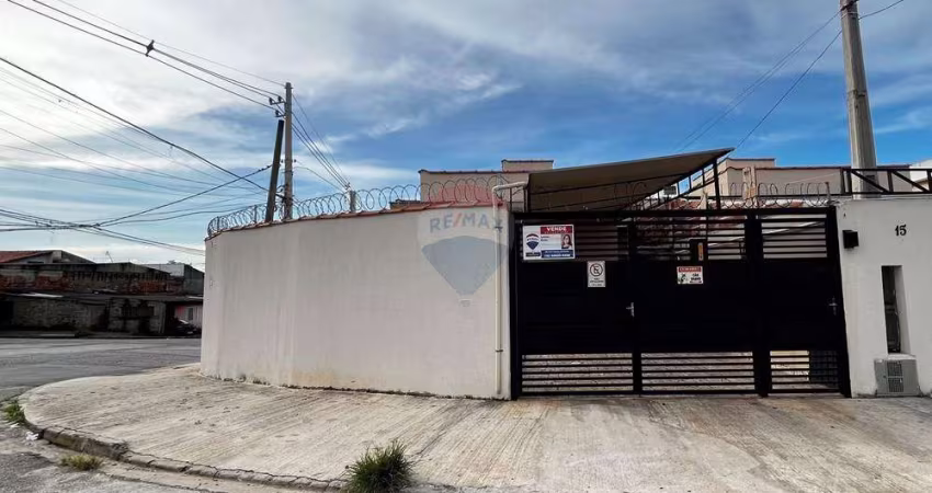 Casa térrea à venda próximo a Itavuvu, Jardim Guaíba, com 45m², valor R$ 230.000.