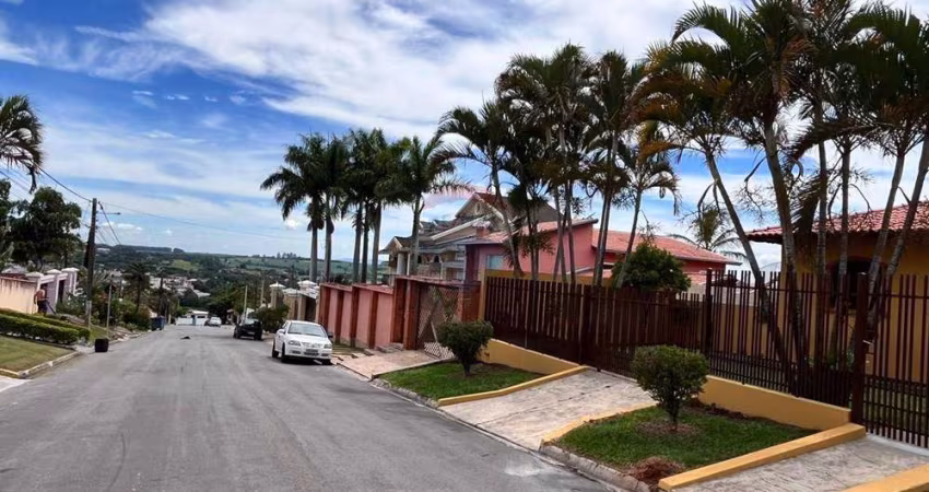 Encanto e Sofisticação no Interior de São Paulo – Ampla Residência em Sarapuí