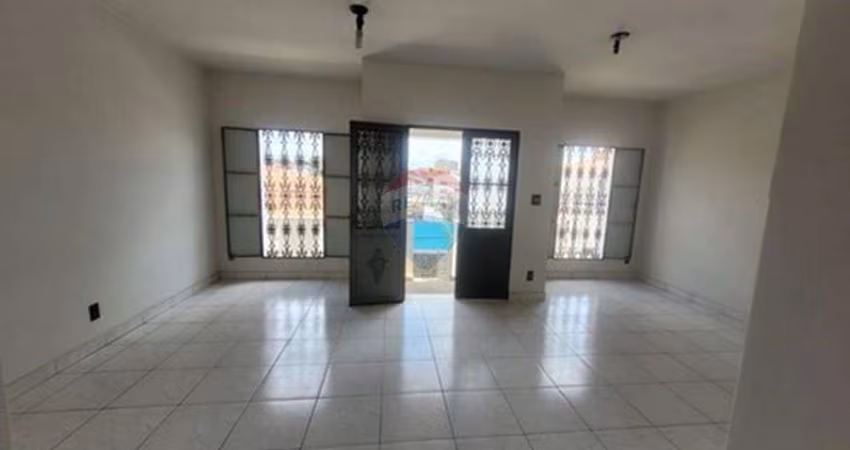 Casa à Venda  no Parque  Bela Vista em Votorantim/SP com 3 quartos sendo 2 suítes