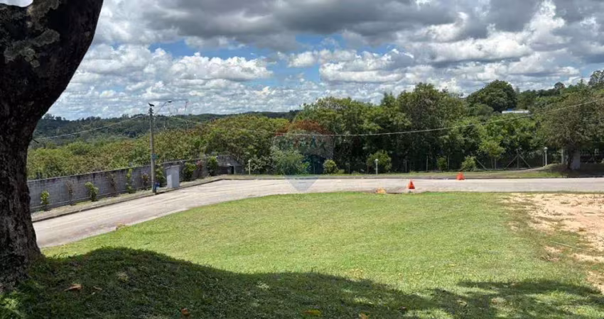 Terreno  de esquina com 549 m²  - residencial jardim renaissance - topografia privilegiada.