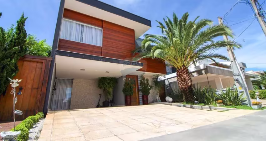 Casa de alto padrão em condomínio fechado com piscina e espaço gourmet, 3 suítes, votorantim-sp